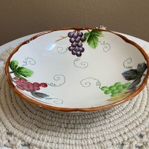 Vintage LEFTON Grapes And Vines Berry Harvest  Bowl